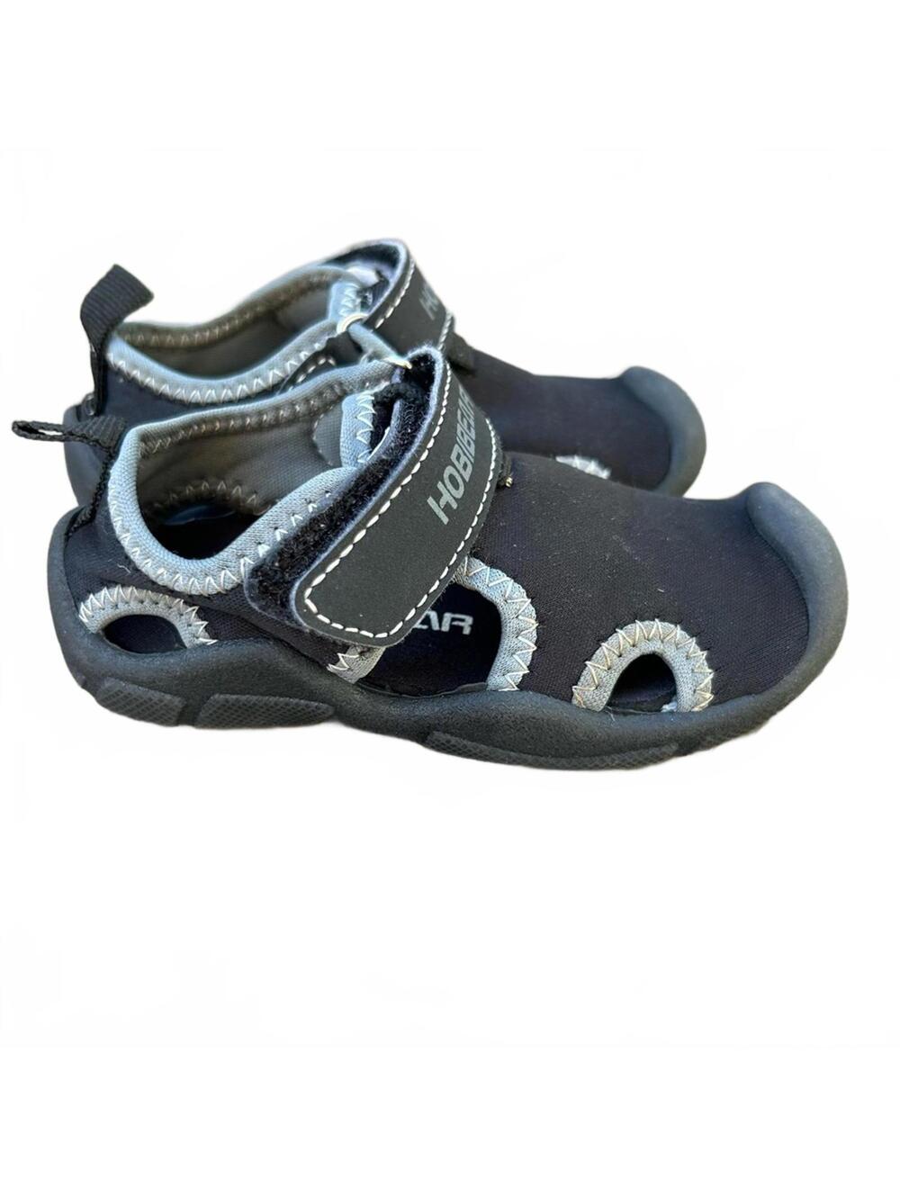 HOBIBEAR Boys Water Shoes Quick Dry Closed-Toe Sport Sandals Size EU 21 / US 5.5